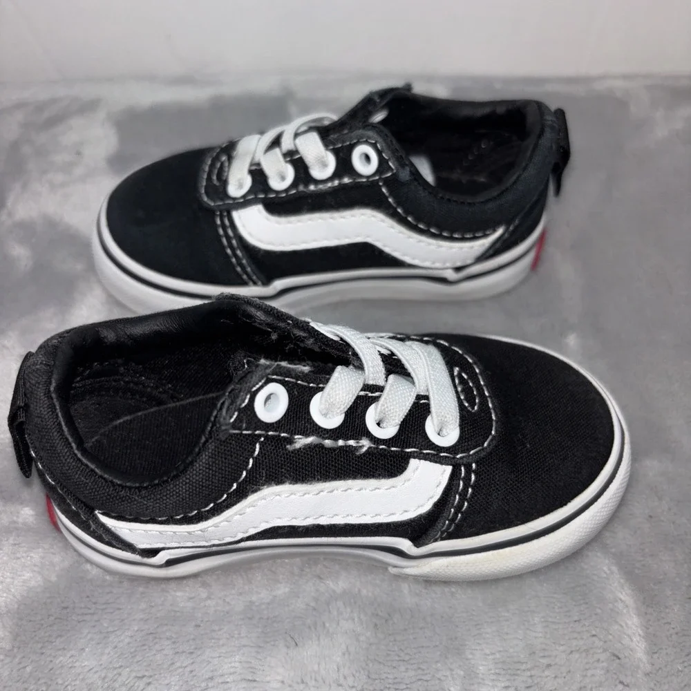Vans Old Skool Toddler Shoes Black/White Size 5